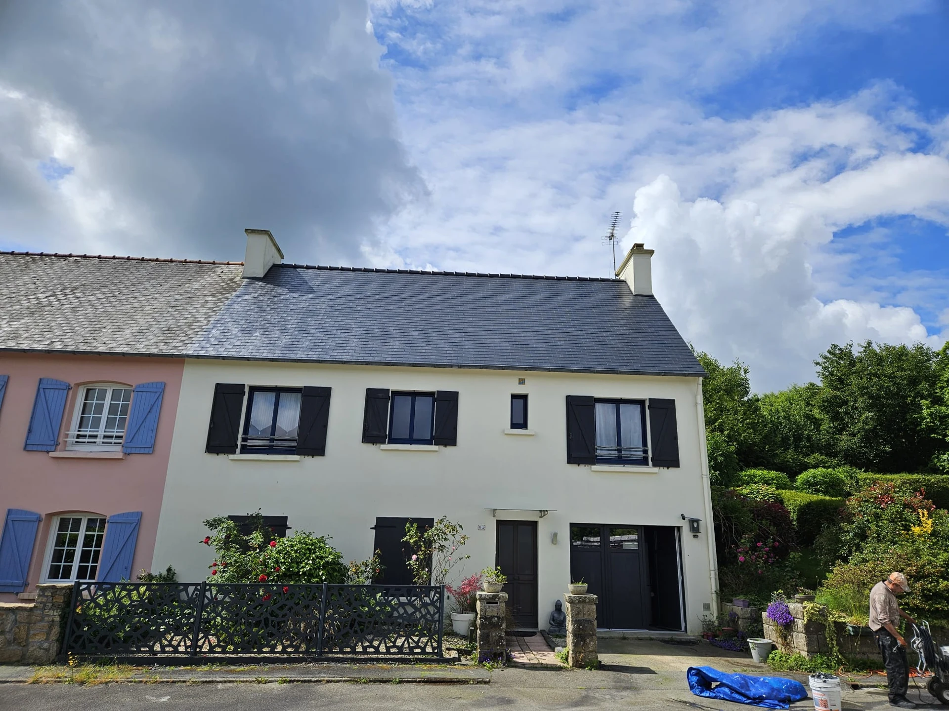 Toiture de maison après résine colorée — chantier 3, Finistère sud